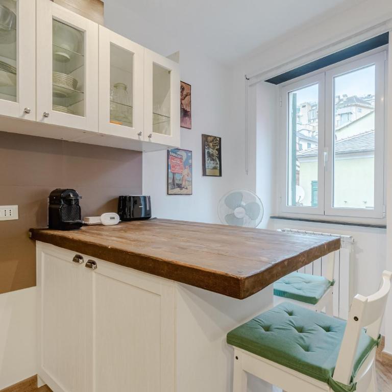GuestHost-Central Apartment - One-Bedroom Apartment - 5