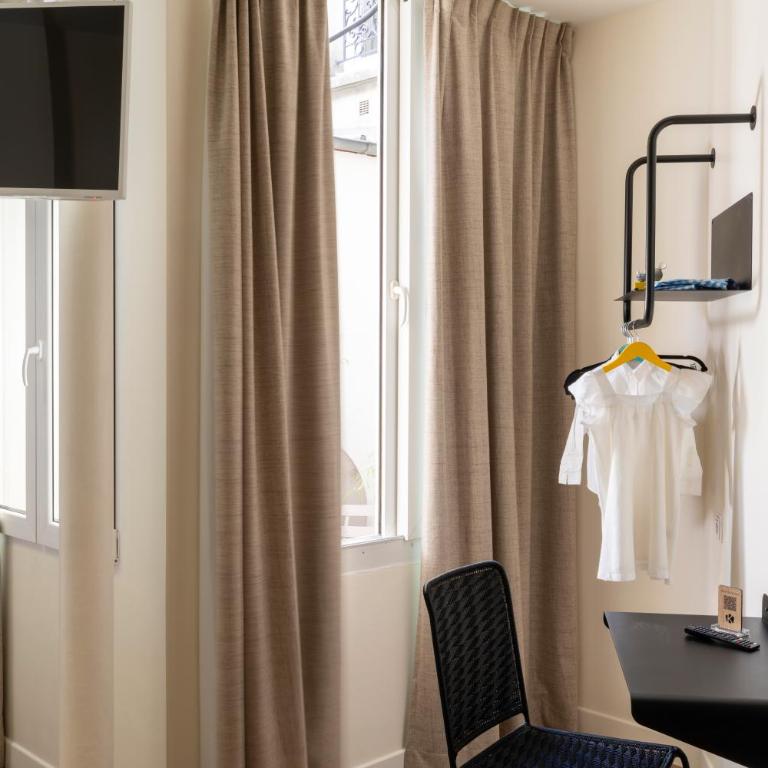 Hôtel Korner Etoile - Family Room - 3
