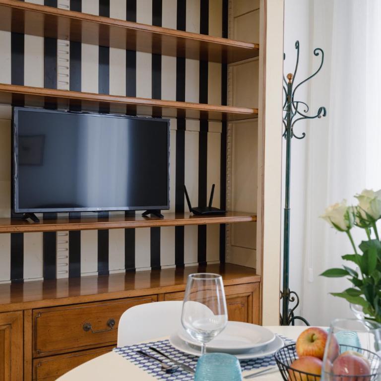 La Ginevra Boutique Home in Bologna - Appartamento con 2 Camere da Letto - 4