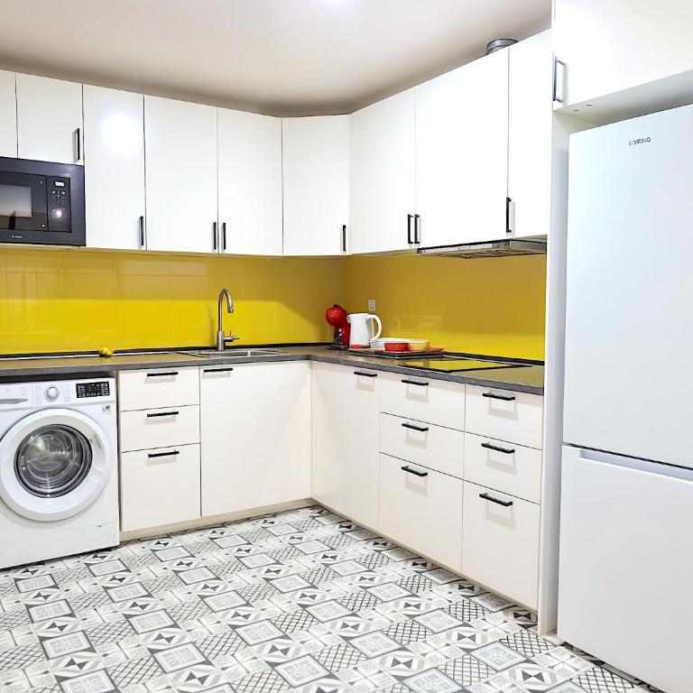 Gran piso pleno centro. Plaza del Pilar + Desayuno - Two-Bedroom Apartment - 20