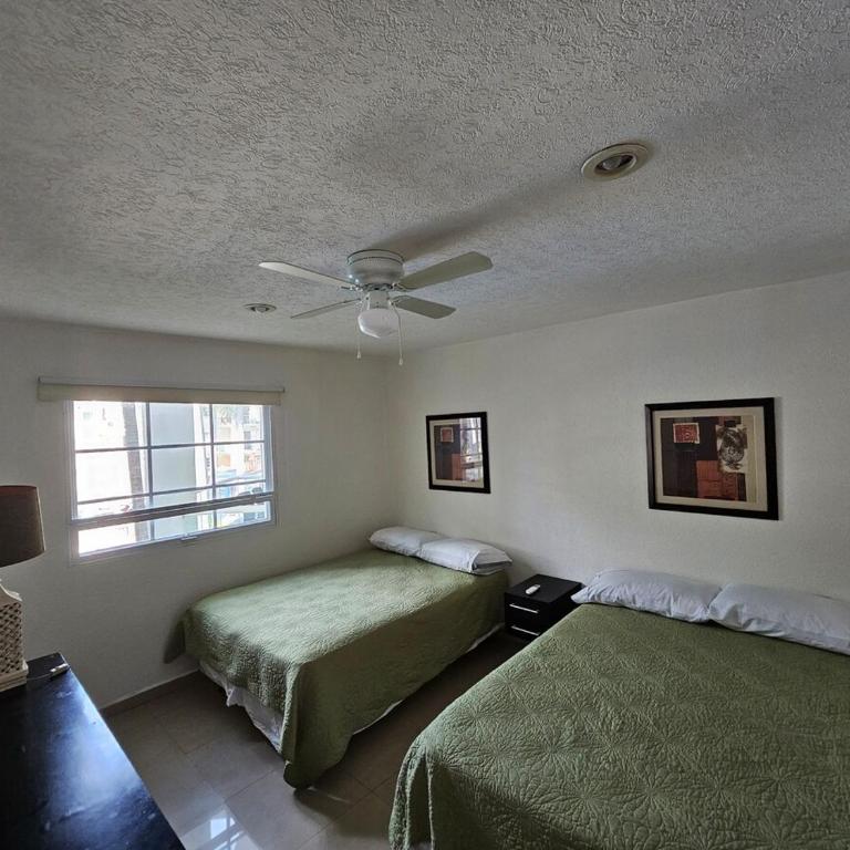 Diamante Lakes Condominium, in front of Arena GNP - Apartamento de 1 dormitorio - 18