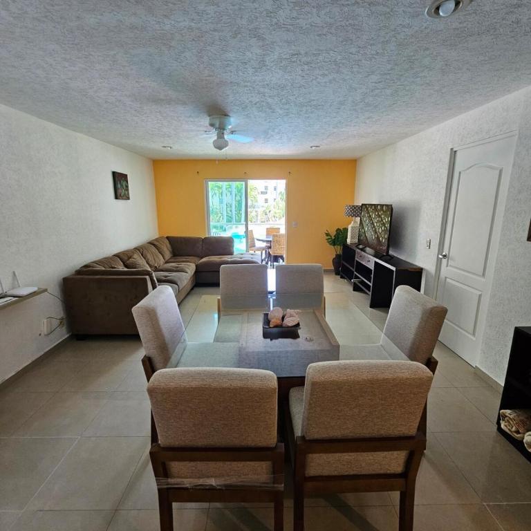 Diamante Lakes Condominium, in front of Arena GNP - Apartamento de 1 dormitorio - 26