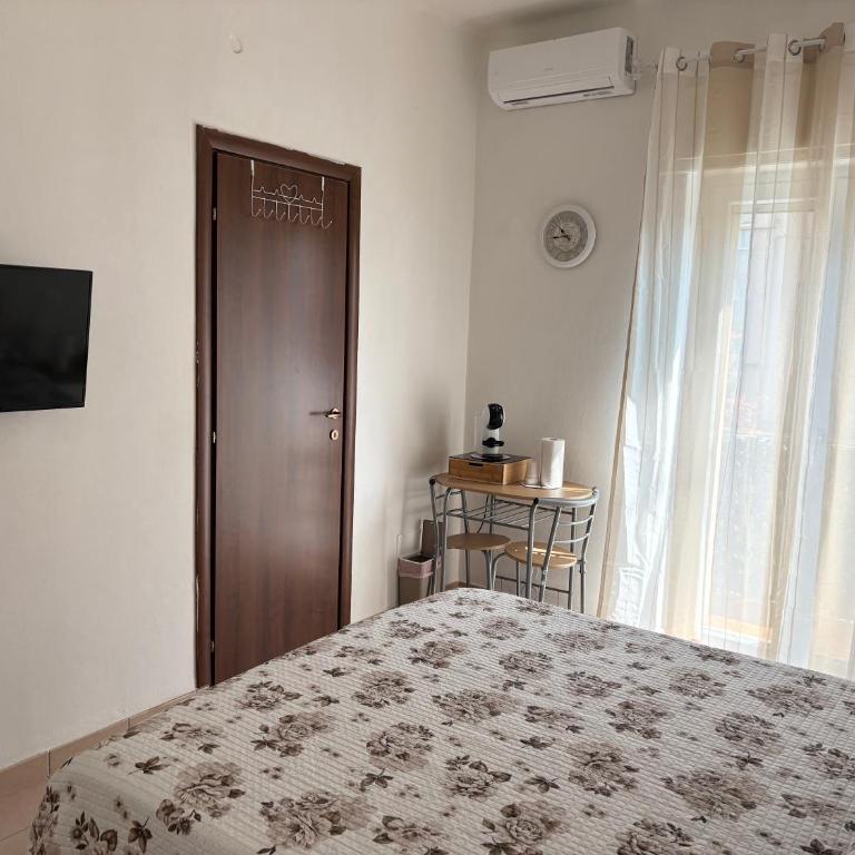 Valentina's Verona - One-Bedroom Apartment - 13