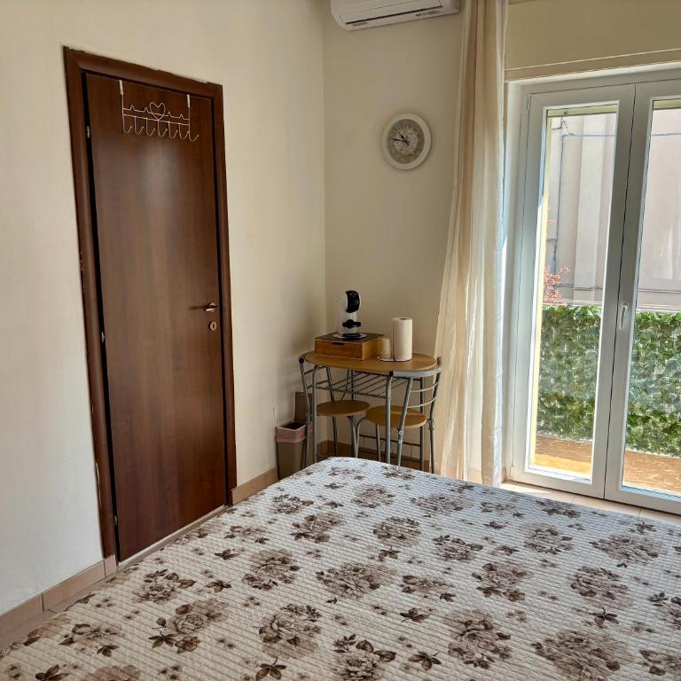 Valentina's Verona - One-Bedroom Apartment - 4