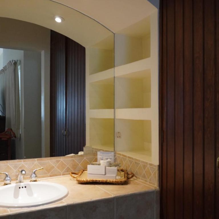Hotel Hacienda Los Laureles - Suite Deluxe con bañera de hidromasaje - 5