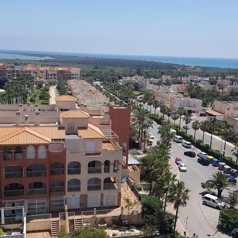 Lovley 2 bed apartment with a sea view ! - Apartamento con vistas al mar - 18
