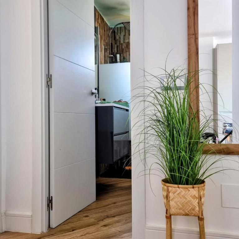 Lovley 2 bed apartment with a sea view ! - Apartamento con vistas al mar - 23