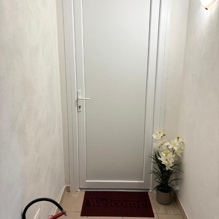 Valentina's Verona - One-Bedroom Apartment - 18