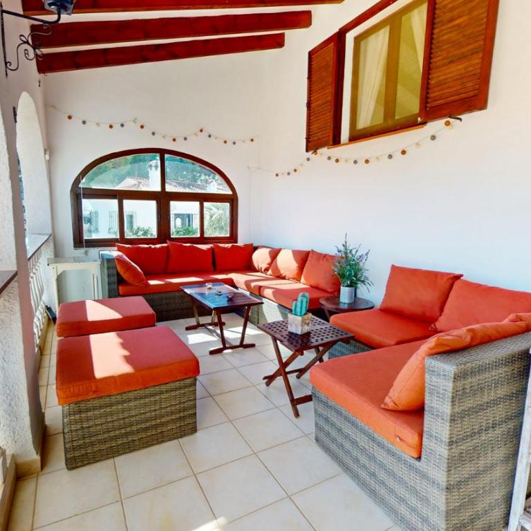Villa León en Denia, vacaciones con barbacoa en terraza, piscina privada y vistas al Mediterráneo by Family Homes - Villa de 6 dormitorios - 14