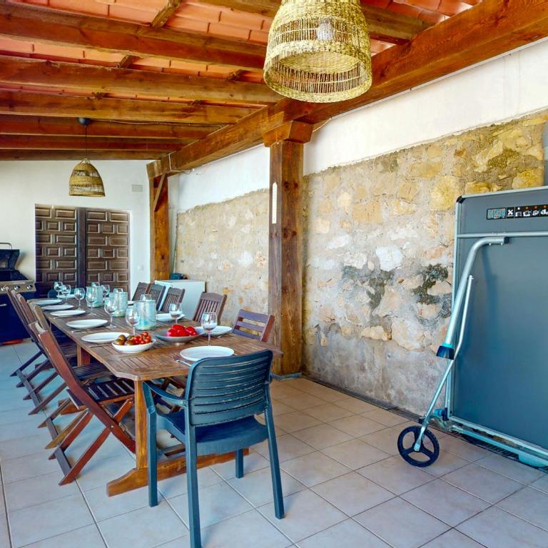 Villa León en Denia, vacaciones con barbacoa en terraza, piscina privada y vistas al Mediterráneo by Family Homes - Villa de 6 dormitorios - 24