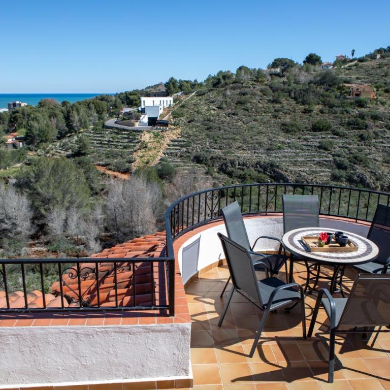 Villa León en Denia, vacaciones con barbacoa en terraza, piscina privada y vistas al Mediterráneo by Family Homes - Villa de 6 dormitorios - 54