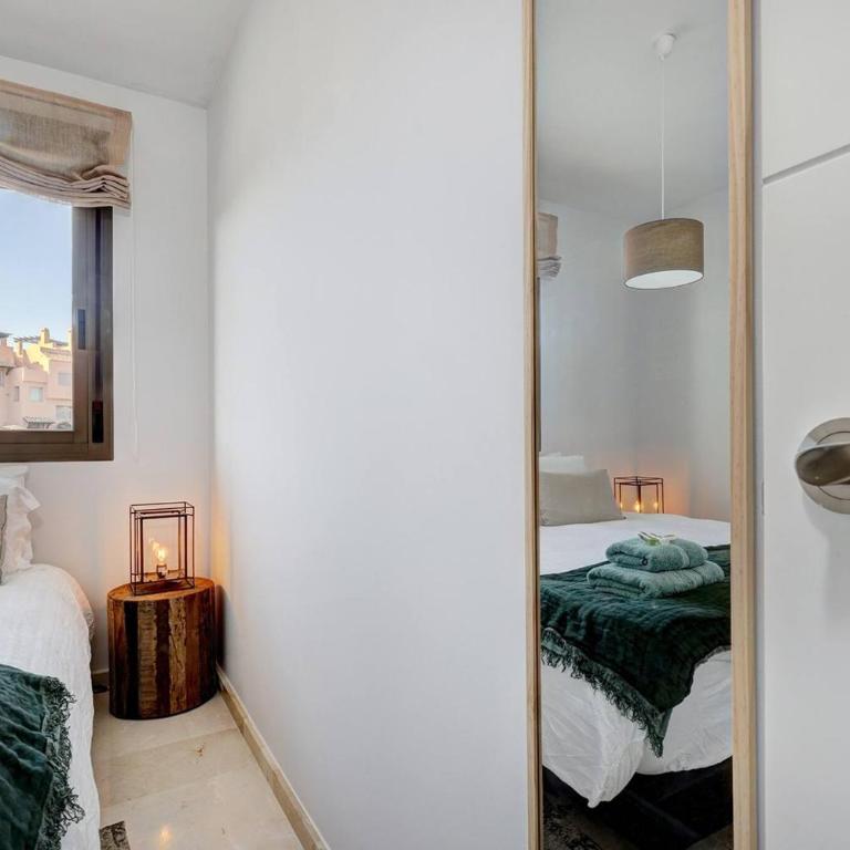 102 La Cala Hills Club 2 Bed Duplex Penthouse Sea Views and Hot Tub for hire 35EUR per night - Apartamento de 2 dormitorios - 18