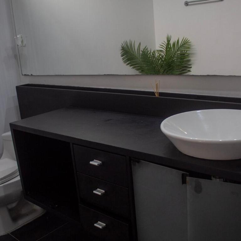 Apartment near Provence pool, gym, views and WiFi - Three-Bedroom Apartment - 54