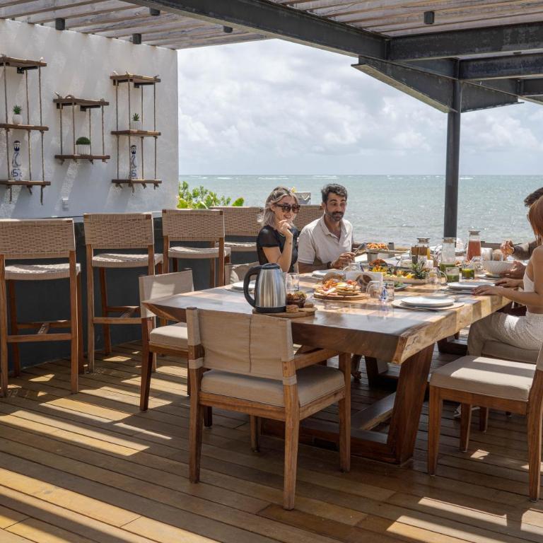 Beachfront luxury villa with pool with private cooker & staff - Villa with Sea View - 20