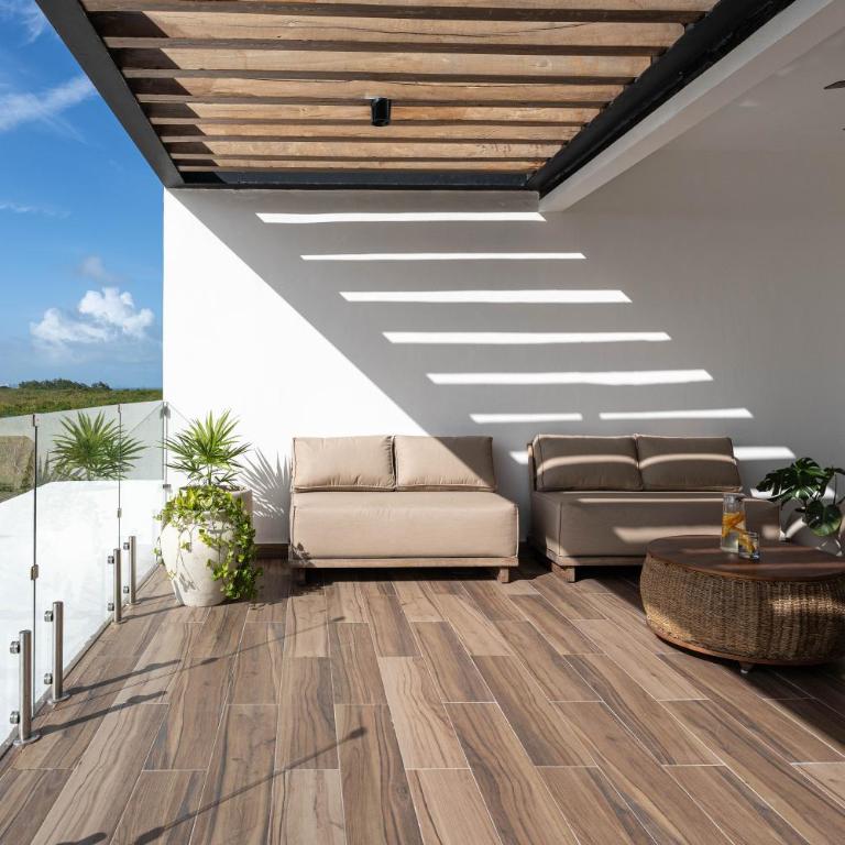 Beachfront luxury villa with pool with private cooker & staff - Villa with Sea View - 26