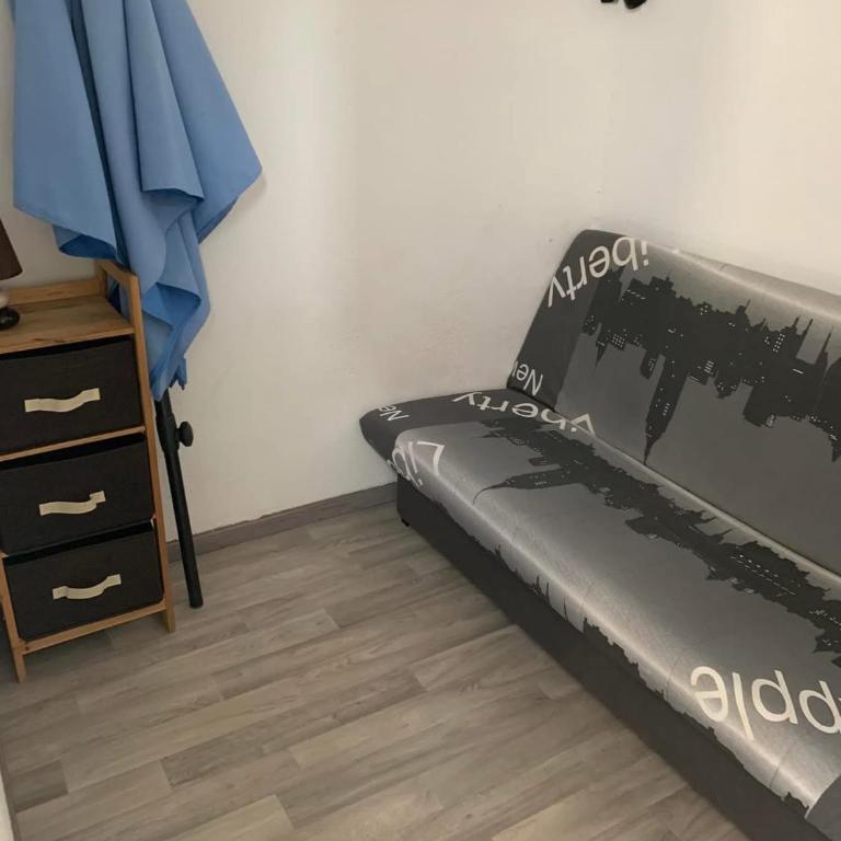 Petite maisonnette de vacances - Two-Bedroom House - 1