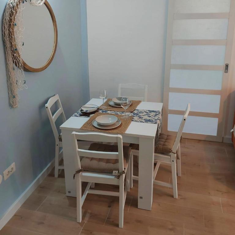 Bonaca Home Kotor - One-Bedroom Apartment with Sea View and Balcony - 3
