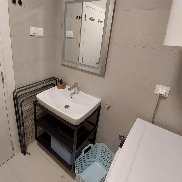 Bonaca Home Kotor - One-Bedroom Apartment with Sea View and Balcony - 20