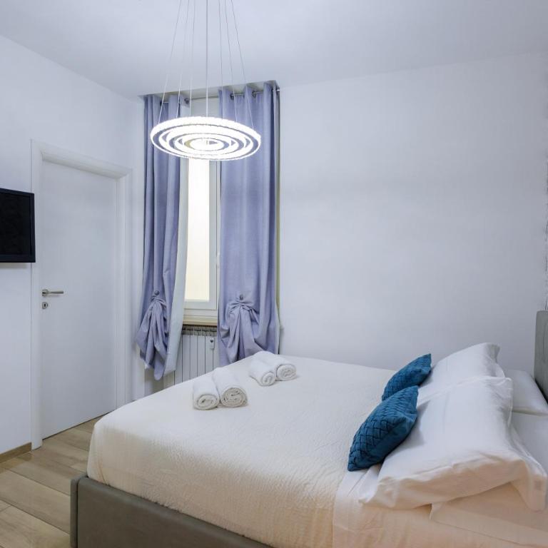 Genoa Lux Apartments with parking - Deluxe Apartment with Fitness Corner - 18
