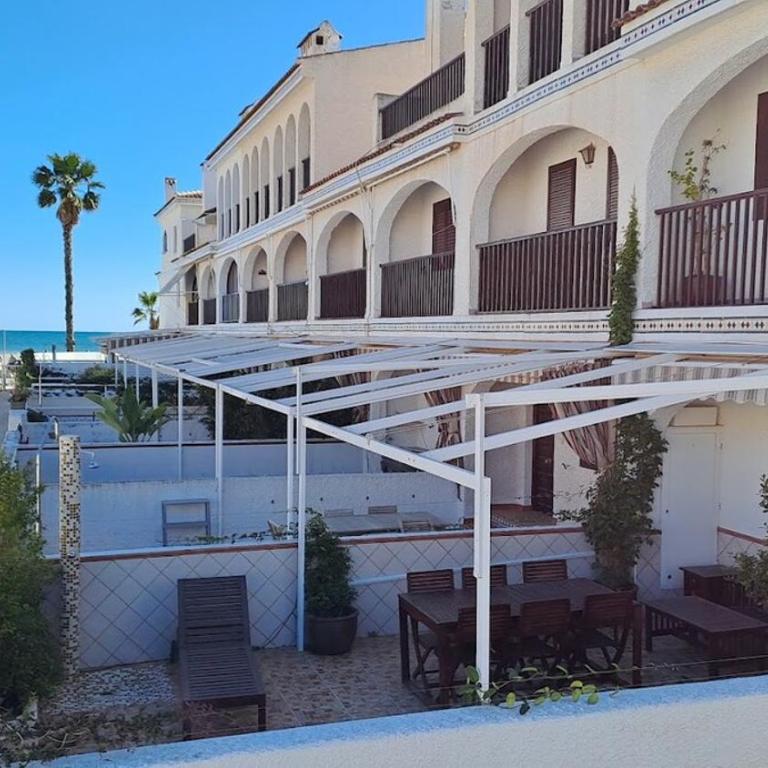 Chalet frente al mar en Santa Pola - Playa Tamarit - Apartamento Deluxe de 4 dormitorios - 7