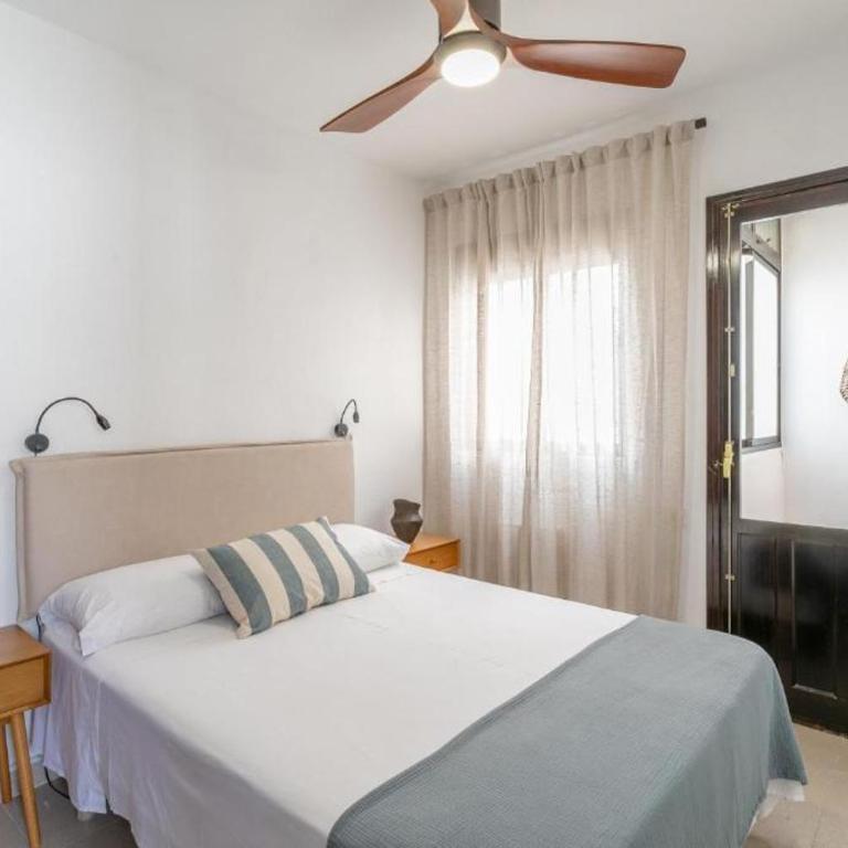 Chalet frente al mar en Santa Pola - Playa Tamarit - Apartamento Deluxe de 4 dormitorios - 14