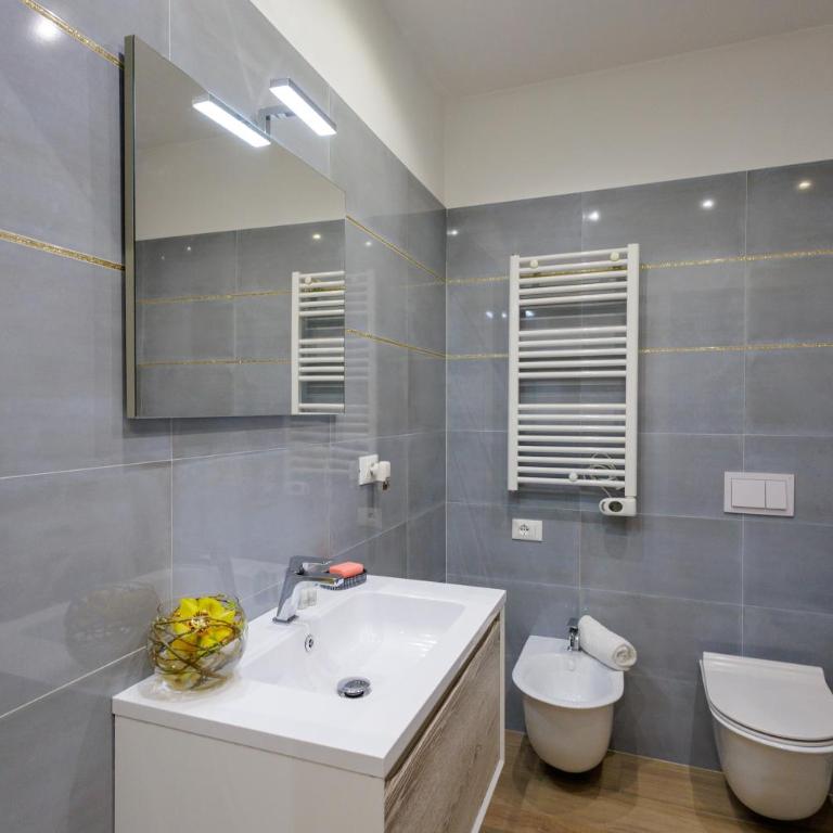 Genoa Lux Apartments with parking - Premium Apartment - 1