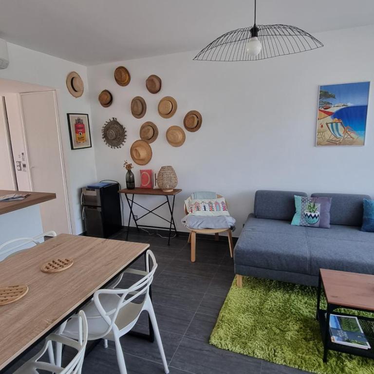 Magnifique appartement traversant à 300 m de la plage - Two-Bedroom Apartment - 10