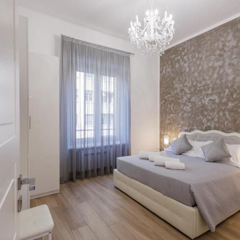 Genoa Lux Apartments with parking - Premium Apartment - 8