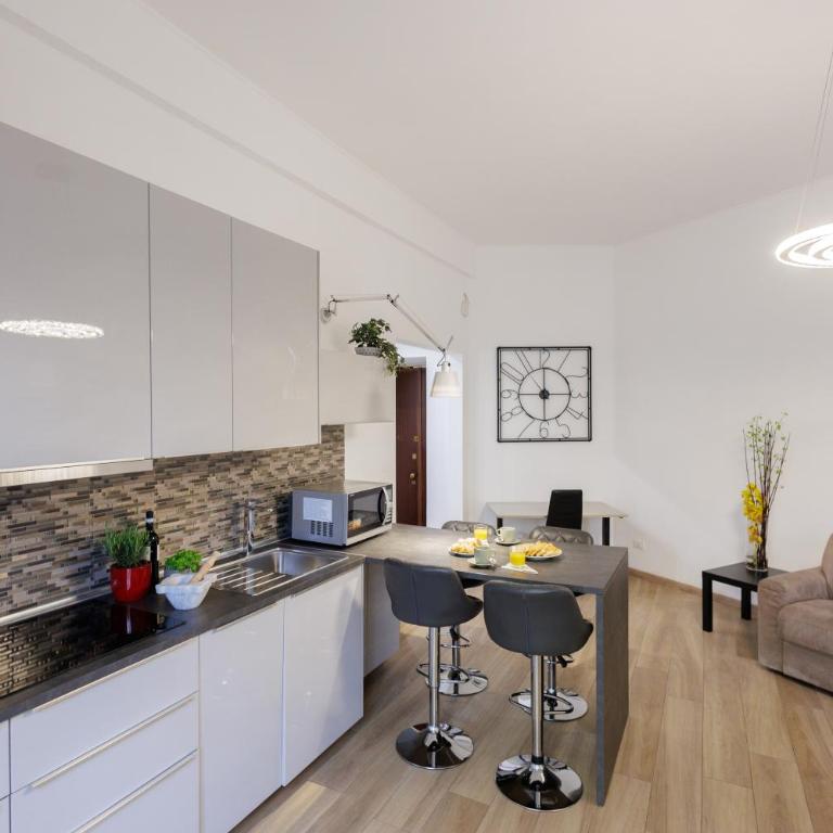 Genoa Lux Apartments with parking - Premium Apartment - 11
