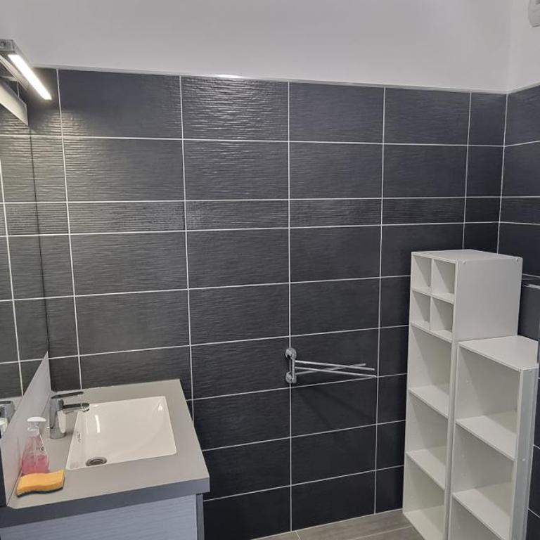Magnifique appartement traversant à 300 m de la plage - Two-Bedroom Apartment - 16