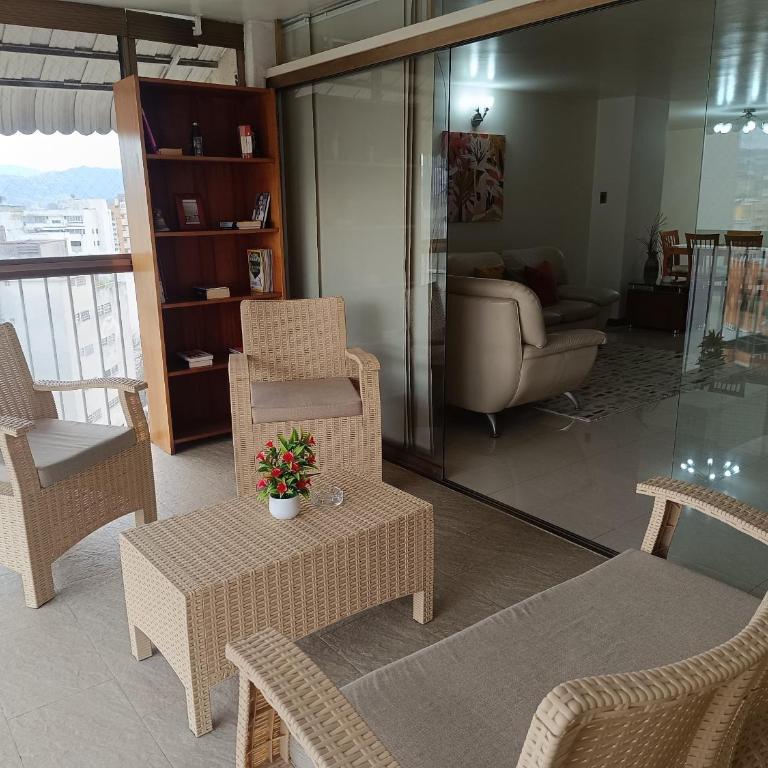Condominio en zona privilegiada - Apartamento de 3 dormitorios - 8