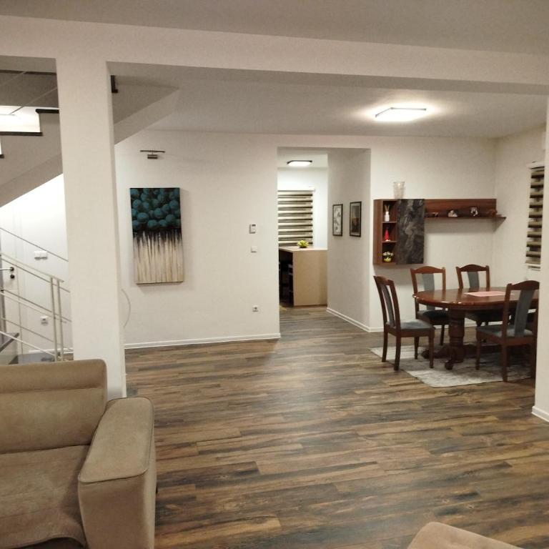 Villa Orhan - Three-Bedroom Villa - 30