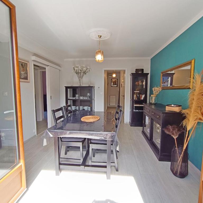 Chez Céleste, Luchon centre, T2 bis, 4 personnes - Appartement 1 Chambre - 19