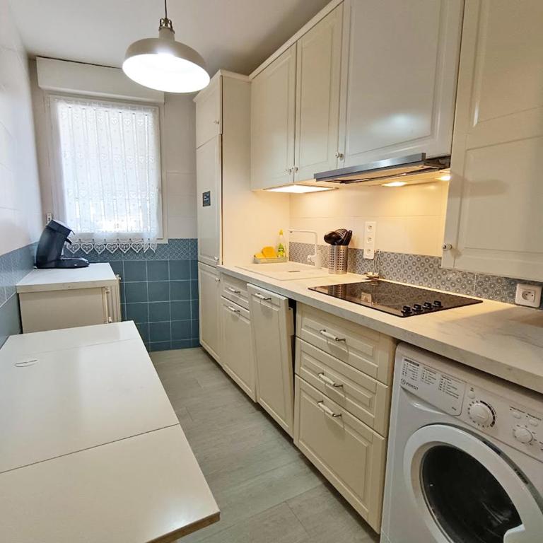 Chez Céleste, Luchon centre, T2 bis, 4 personnes - Appartement 1 Chambre - 21