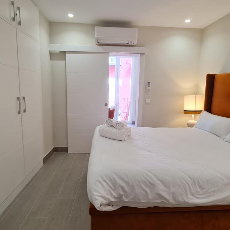 Navas 201 Elegant Suite - Deluxe Apartment - 3