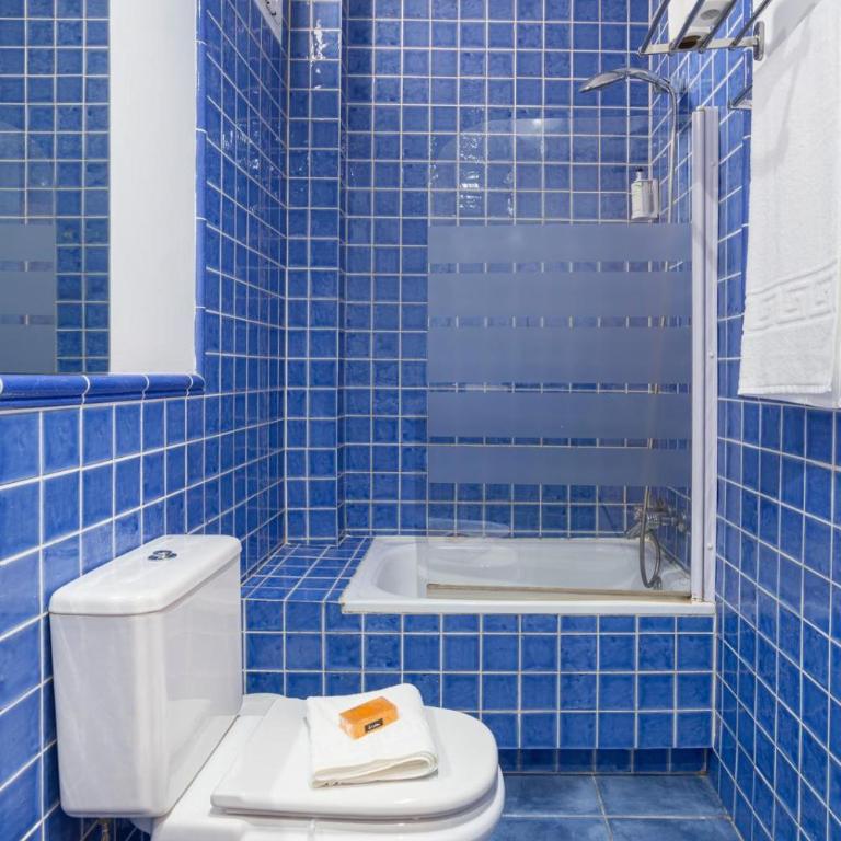 New broad GR2- XXL flat in Málaga Center for big groups - Apartamento - 24
