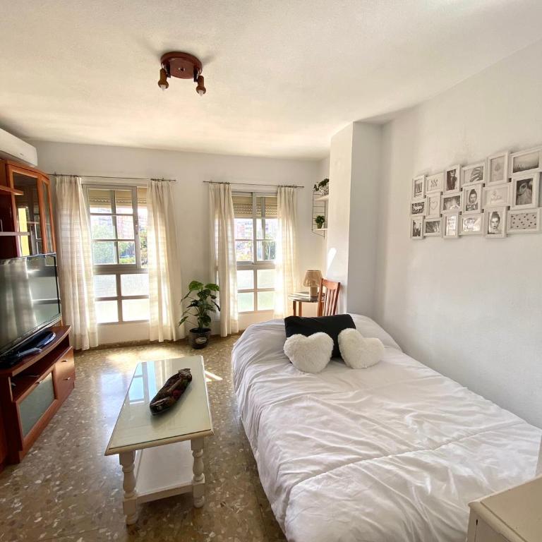 Alojamiento junto al centro de Málaga by MO - Two-Bedroom Apartment - 25