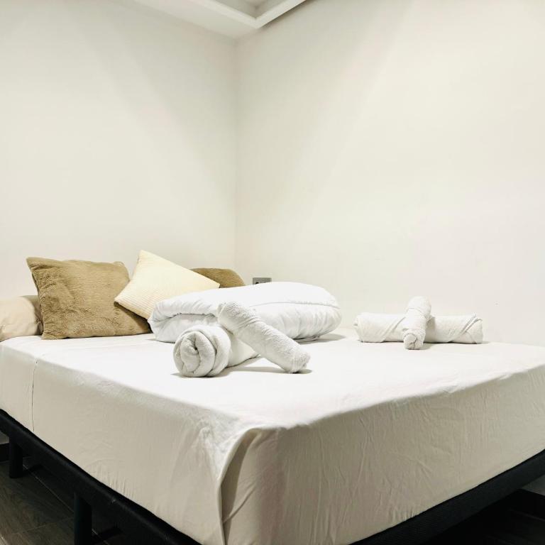 Suite Palacio Congresos - One-Bedroom Apartment - 3