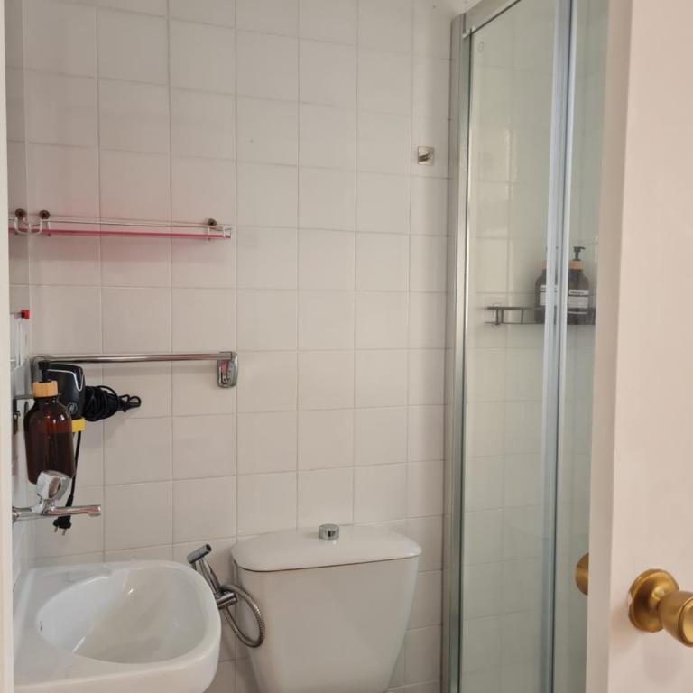Maracuya House - Men Only - Habitación Doble con baño privado - 4