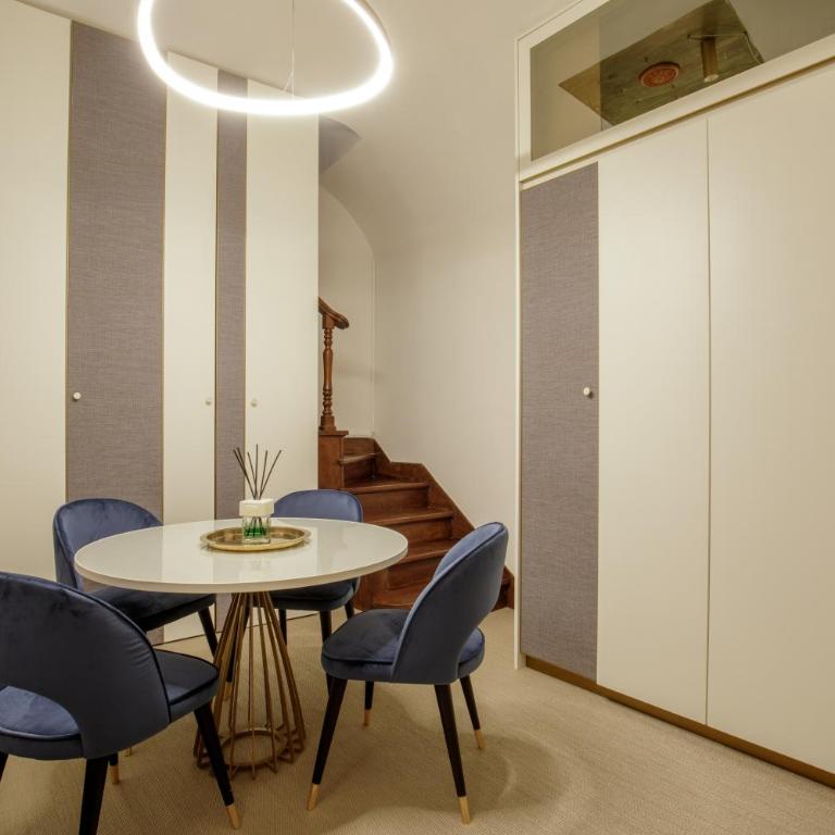 Navona Sky Palace - Appartamento Deluxe con 2 Camere da Letto - 10