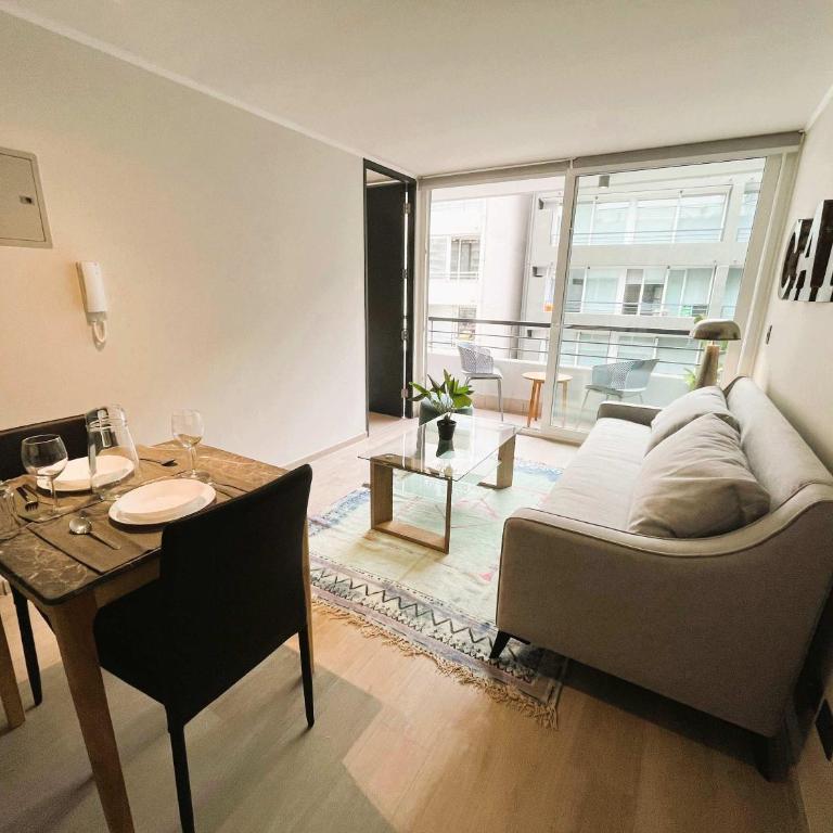 HOM I Depto en Calle Serrano Metro Parque Almagro - Apartamento - 13