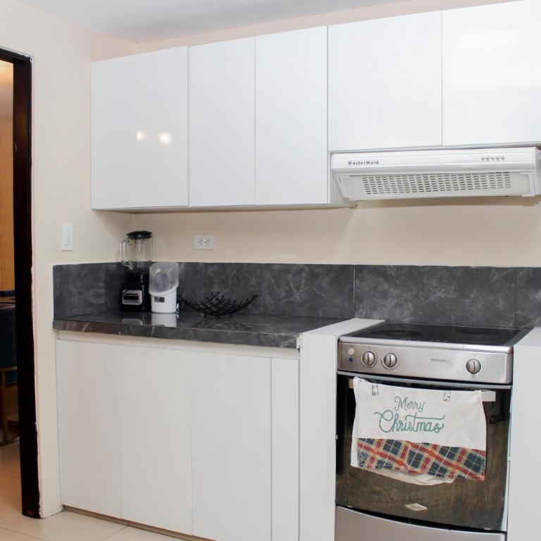 departamento 3 habitaciones, vista al rio, piscina, 3 camas - Apartamento con vistas y balcón - 53