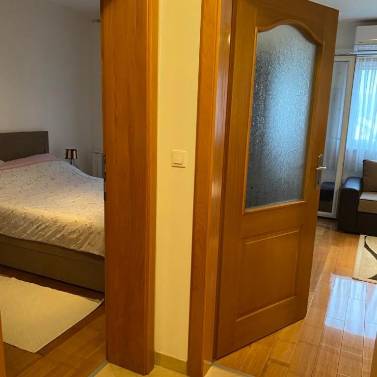 Apartman Nasic - One-Bedroom Apartment - 11