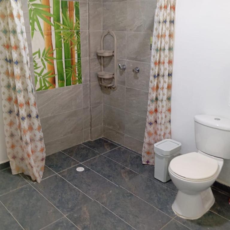 Finca Hostal La Esperanza - Habitación Cuádruple adaptada para personas con discapacidad - 11