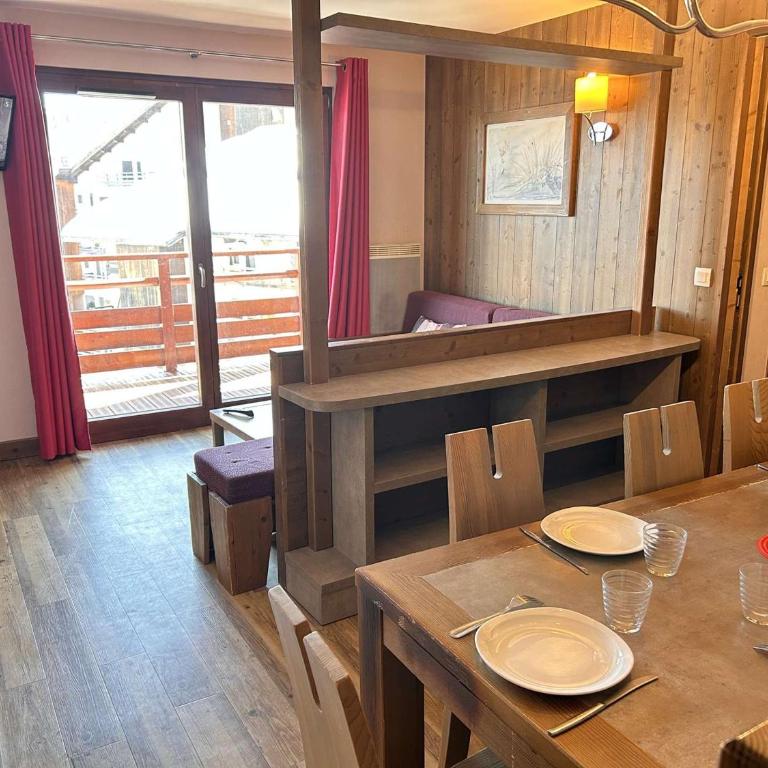 Appartement 5 Pièces Cabine, 8 Couchages, Proche Pistes, Piscine, Sauna à Risoul 1850 - FR-1-330-589 - Appartement - 1