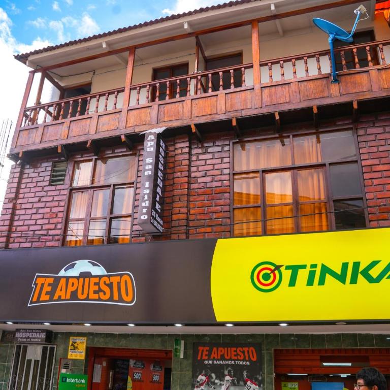 Hospedaje Apu San Isidro - Twin Room with Shared Bathroom - 14