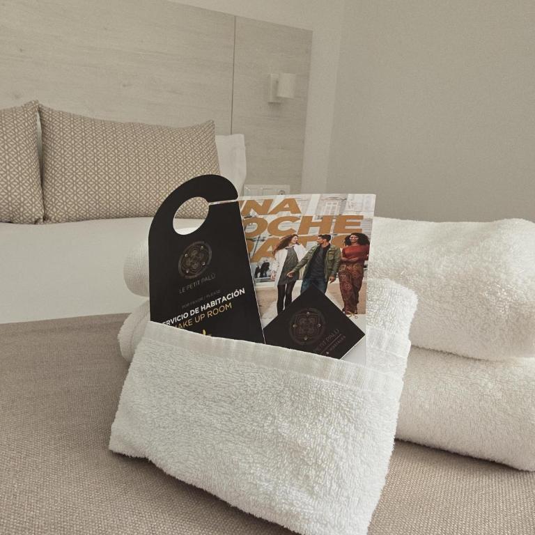 Le Petit Palü Sevilla - Habitación Doble con baño privado - 4