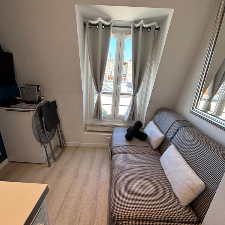 Paris 17ème - STUDIO compact 10m2 -110 sqf - coeur BATIGNOLLES - ideal SOLO traveler - Studio - 6