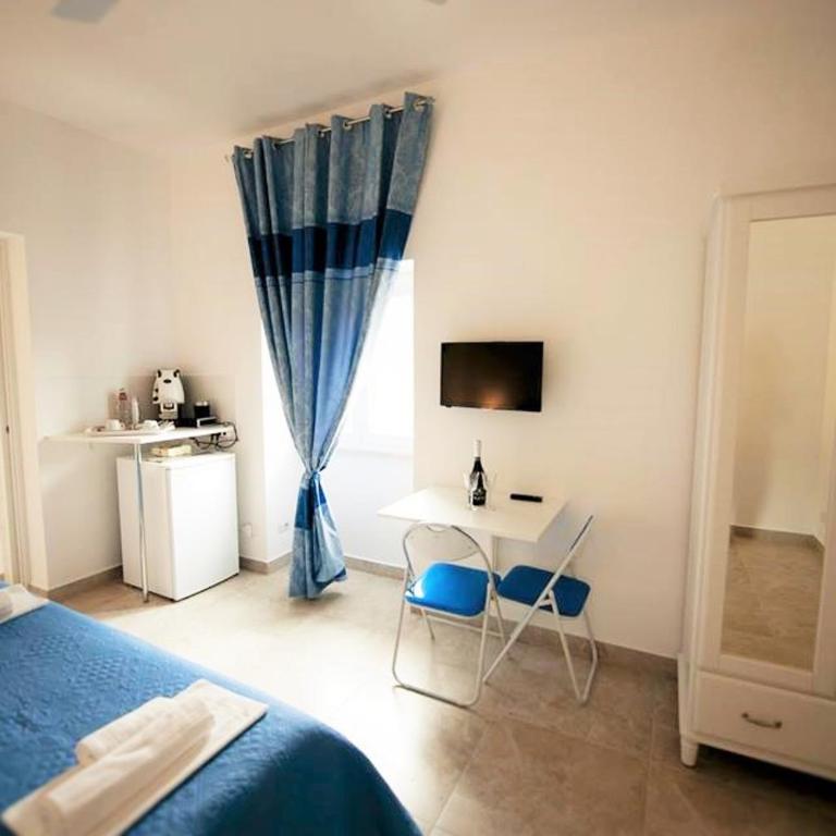 Casale Delle Piane - Camera Matrimoniale/Doppia con Letti Singoli con Bagno - 8
