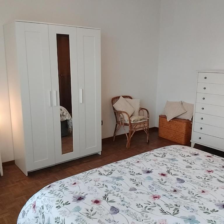 Appartamento panoramico Cagliari, I TRE GRILLI, centro - Three-Bedroom Apartment - 8